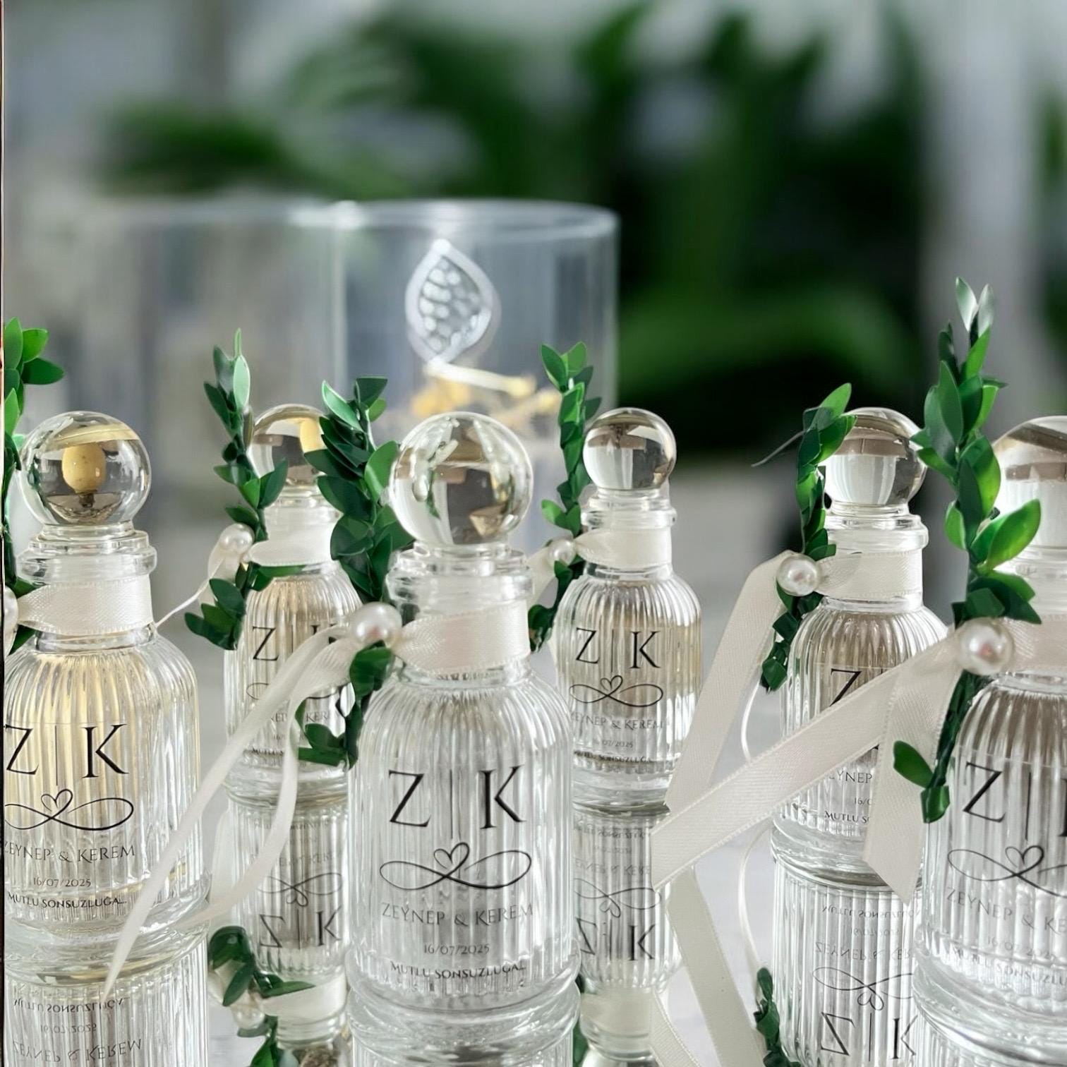 Personalized Floral Glass Bottle Favor, Baptism, Wedding, Communion Keepsake - Image 4