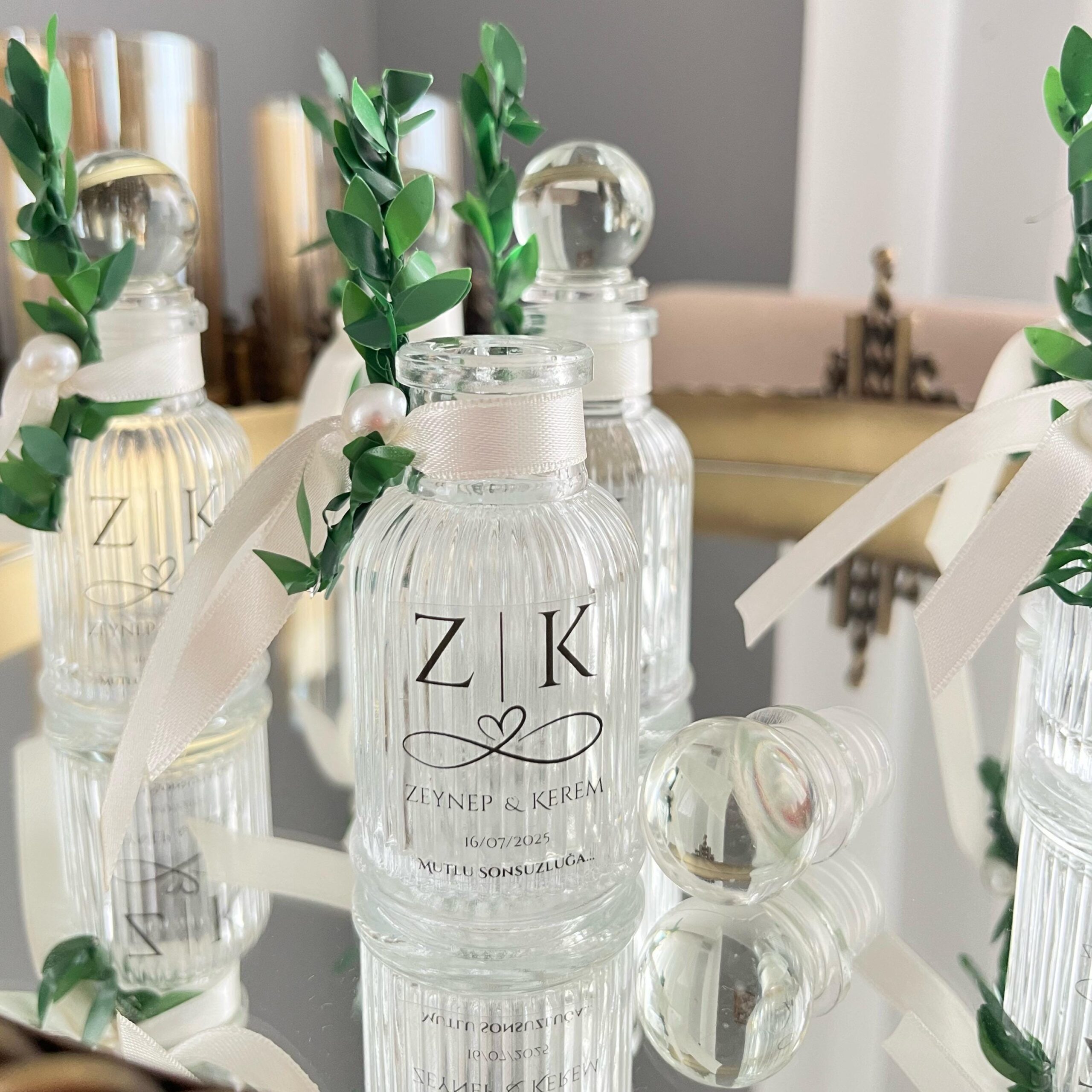 Personalized Floral Glass Bottle Favor, Baptism, Wedding, Communion Keepsake - Image 5