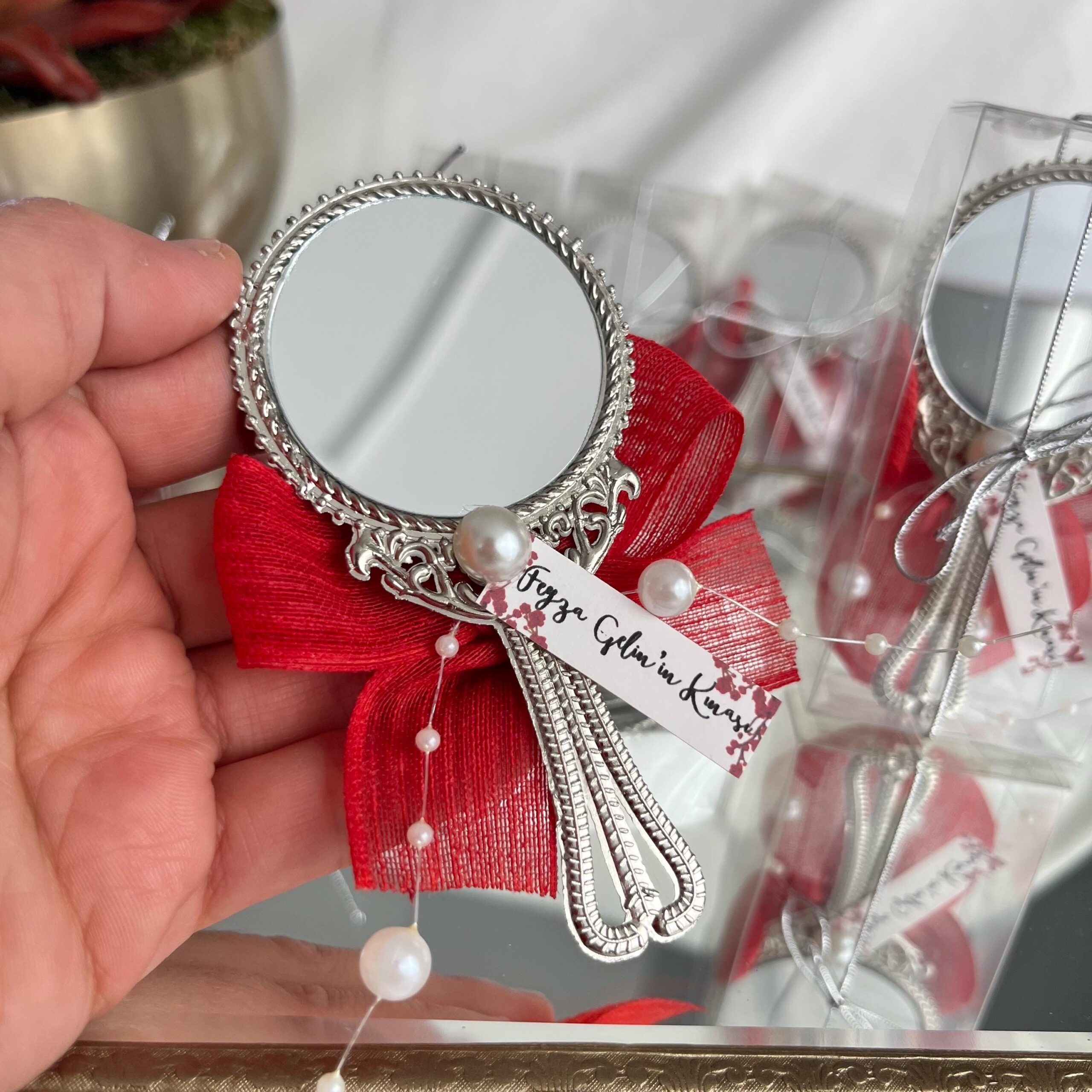 Personalized Mirror Wedding Favors, Red Party Gifts, Vintage Style Keepsake with Pearl Accent - Image 8