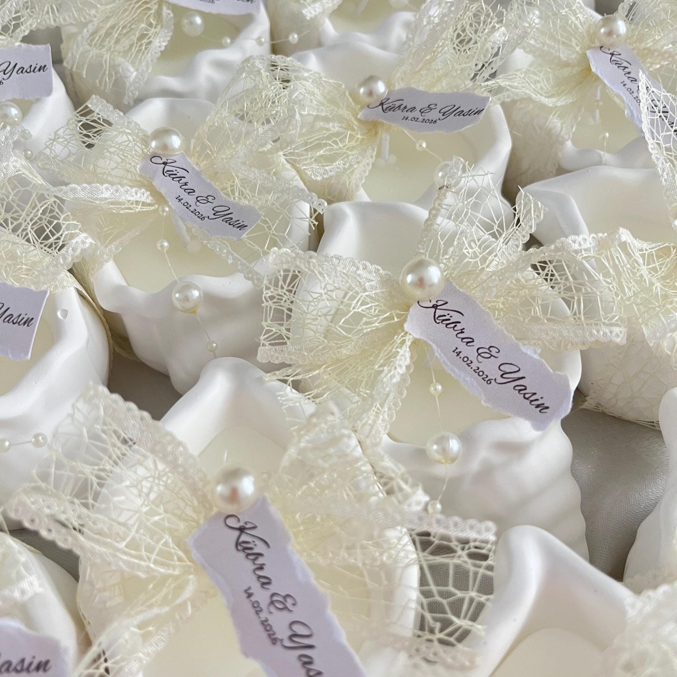 Personalized Sea Shell Candle Favors, Coastal Wedding Gift, Bridal Shower favors, Beach Party Decor - Image 2